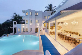 Seaside private villa Talalla Blue